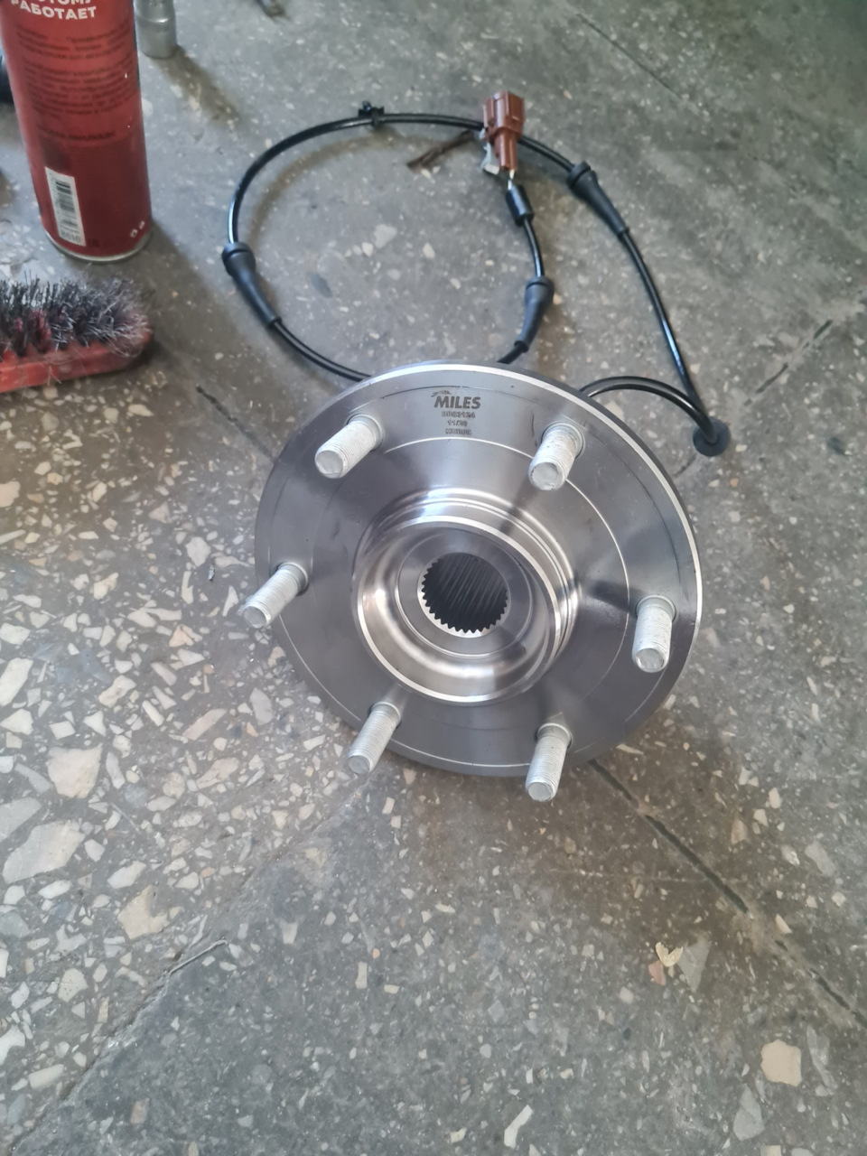 Задняя правая ступица — Infiniti QX56 (1G), 5,6 л, 2008 года | поломка ...