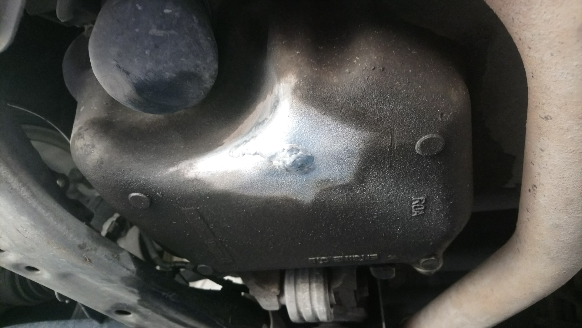 Пробил картер двигателя! — Honda Stepwgn (4G), 2 л, 2014 года | поломка ...