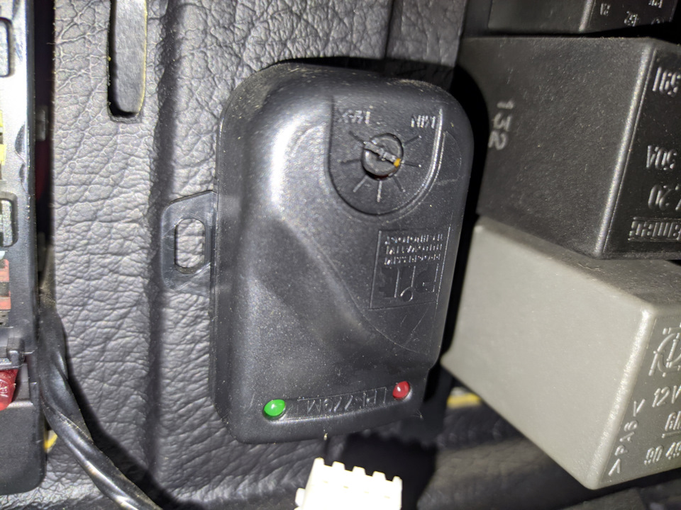 как вырезать сигналку Pit? — Сообщество «Автоэлектрика» на DRIVE2