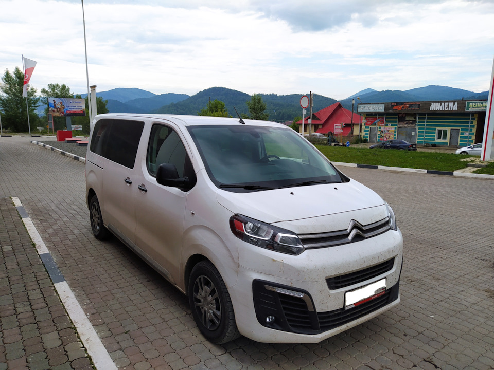Photo from the logbook Citroen Spacetourer