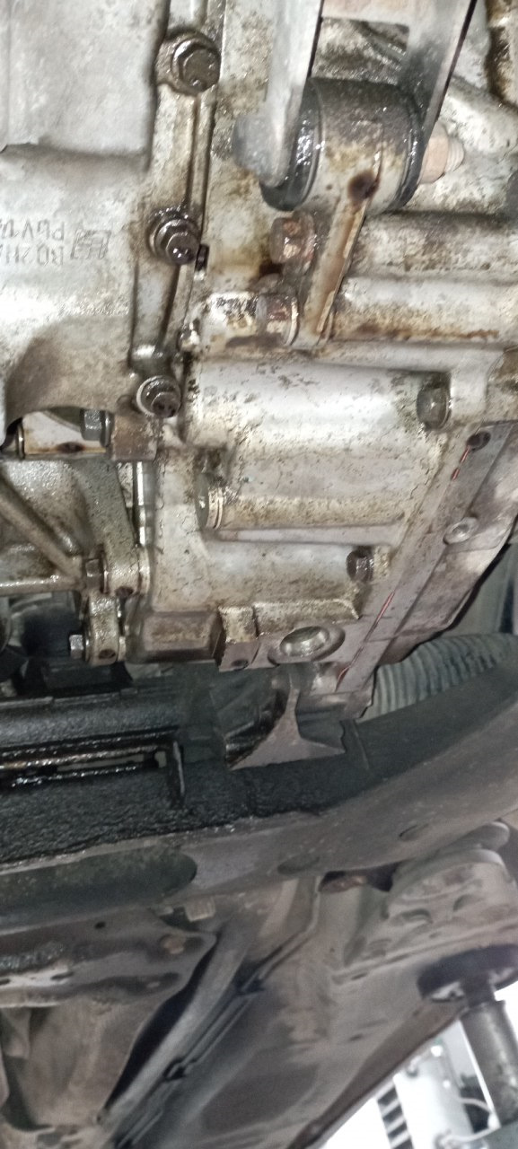 … итог, всегда мотор в масле. — Volvo XC90 (1G)