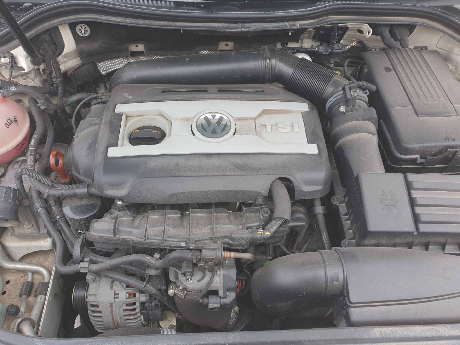 Замена диафрагмы на маслоотделителе — Volkswagen Passat CC, 1,8 л, 2013 ...