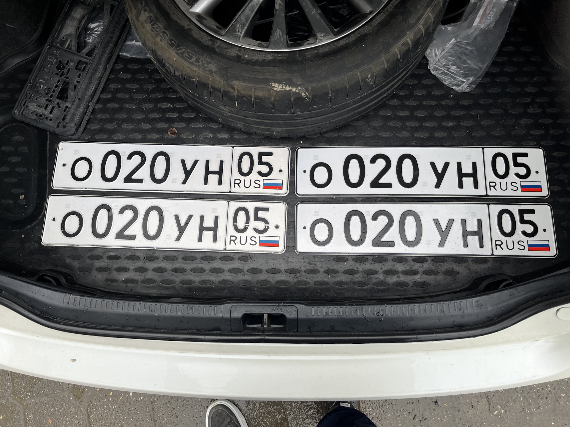 Рамки RCS и новые номера — Toyota Camry (XV50), 2,5 л, 2014 года ...