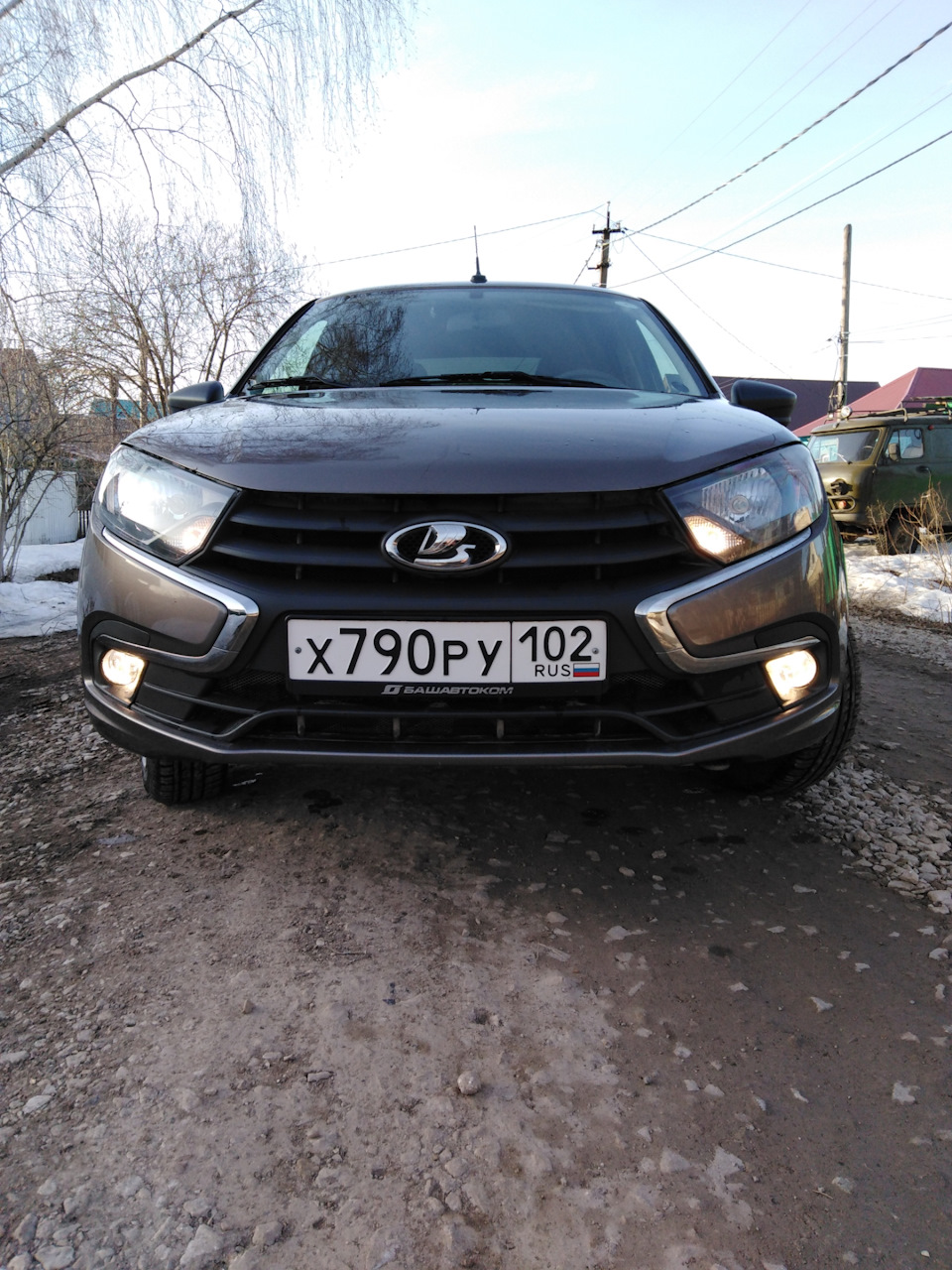 Отзыв по резине — Lada Гранта (2G) FL, 1,6 л, 2019 года | наблюдение ...