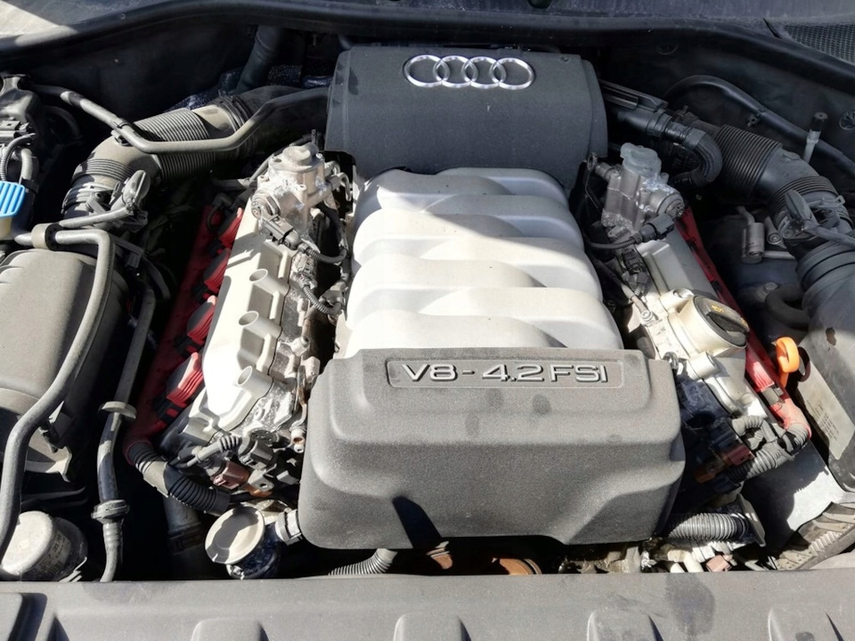 Работа двигателя — Масляная крышка двигателя. Мотор 4.2 FSİ — Audi Q7 ...