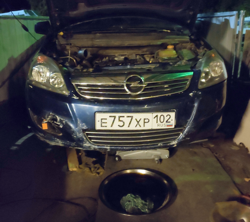 ровно в 12 часов CAR'ета превращается в CARыто))) — Opel Zafira B