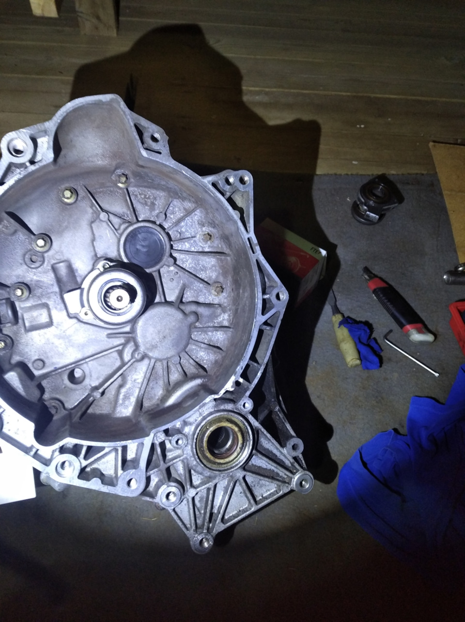 Сатурн ВУЕ на МКПП F-23 и выжимной подшипник — Saturn VUE I, 2,2 л ...