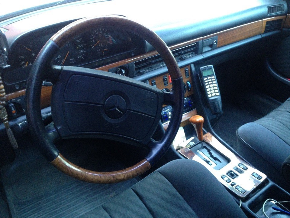 W126 салон. Mercedes w126 Interior. Mercedes w126 салон. Мерседес 126 салон. Mercedes w126 Coupe салон.