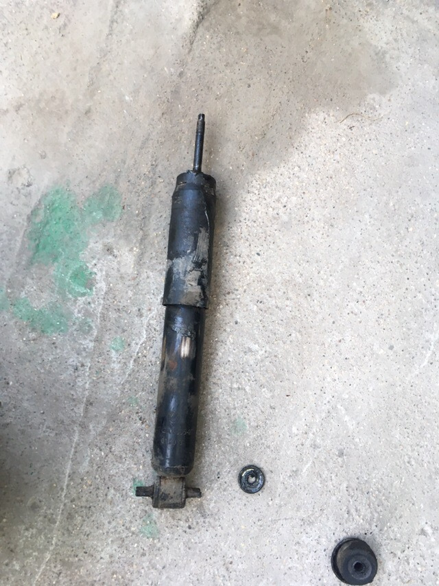 Замена переднего правого Амортизатора — ГАЗ Соболь, 2,4 л, 2009 года ...