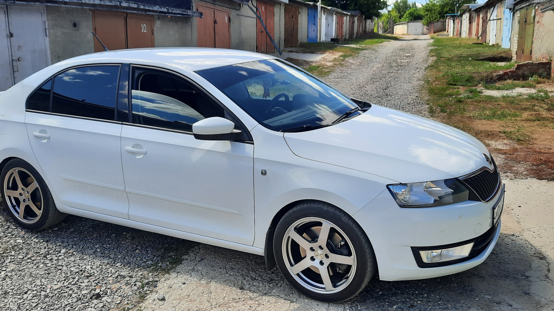 Skoda Rapid (1G) 1.4 бензиновый 2014 | 1,4 tsi (САХА) на DRIVE2