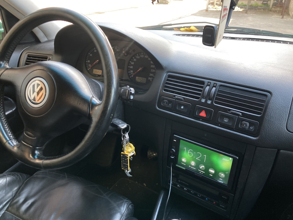 Автоматическая кнопка обогрева заднего стекла — Volkswagen Golf GTI Mk4 ...
