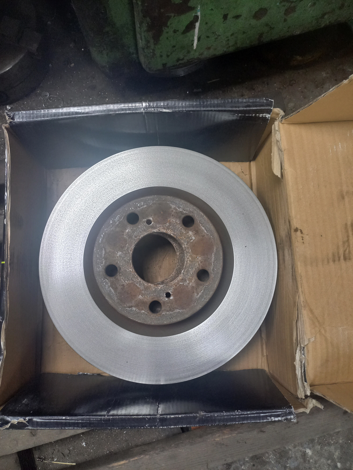 Проточил тормозные диски — Honda Odyssey (2G), 2,3 л, 2000 года | визит ...