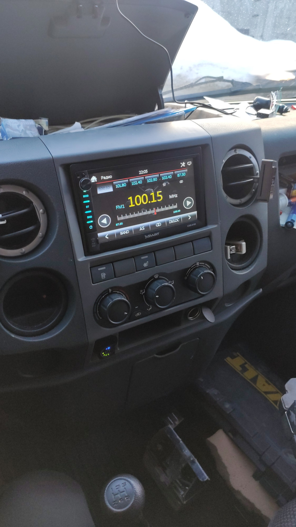 2din Swat вместо штатной магнитолы. Подарок от жены на 23. — ГАЗ Газель ...