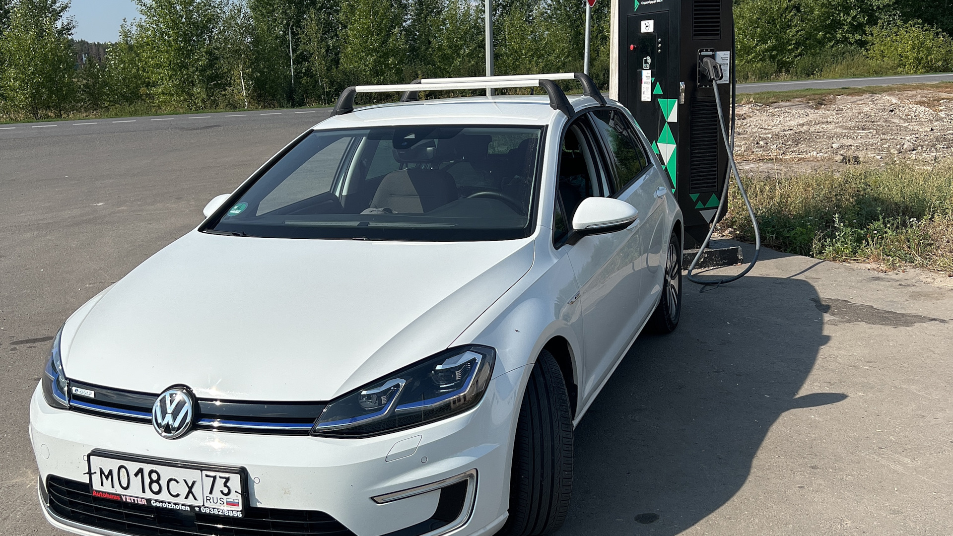 Продажа Volkswagen e-Golf 2017 (электро, ) — с историей обслуживания —  DRIVE2.RU