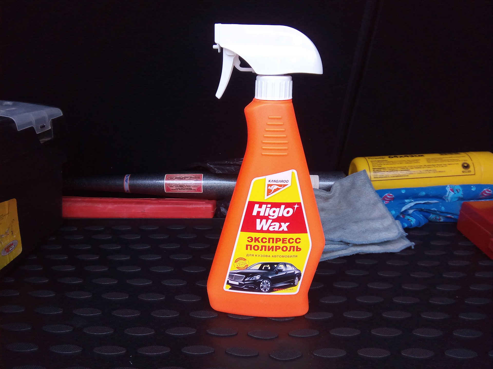Полироль для ручной полировки автомобиля