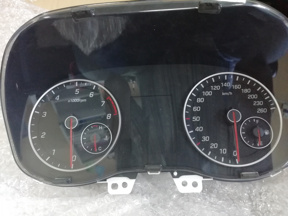 Панель приборов от IX25 TURBO — Hyundai Creta (1G), 1,6 л, 2017 года ...