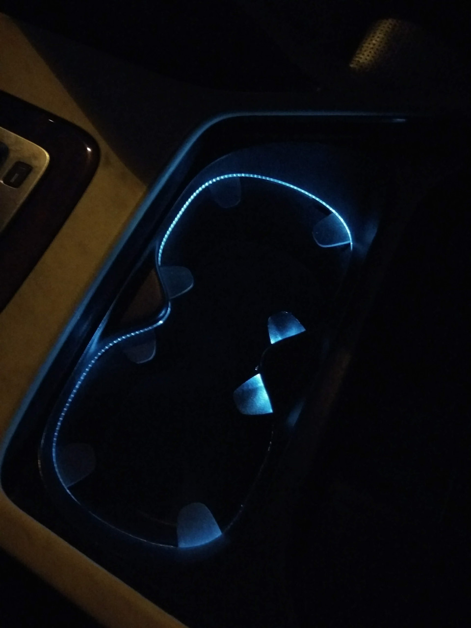 Фото в бортжурнале Volvo XC70 III