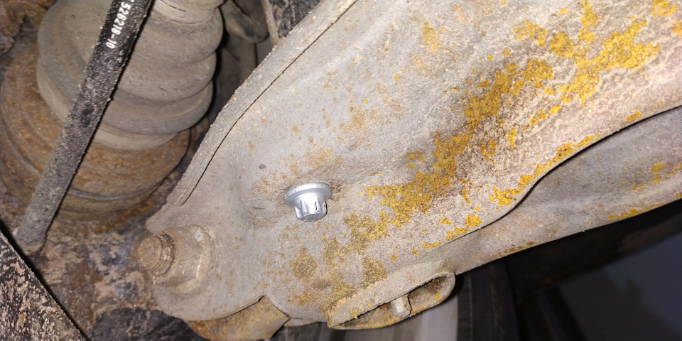 На своем законном месте — BMW 3 series (E90)