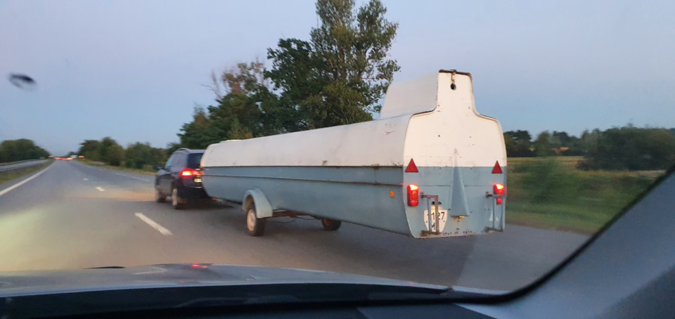 Ехал со Львова и обогнал вот такой принцеп…, как думаете, что в нём? — Suzuki Vitara (4G)