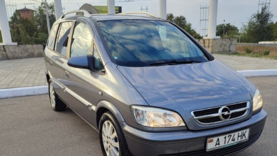 Opel Zafira 2005