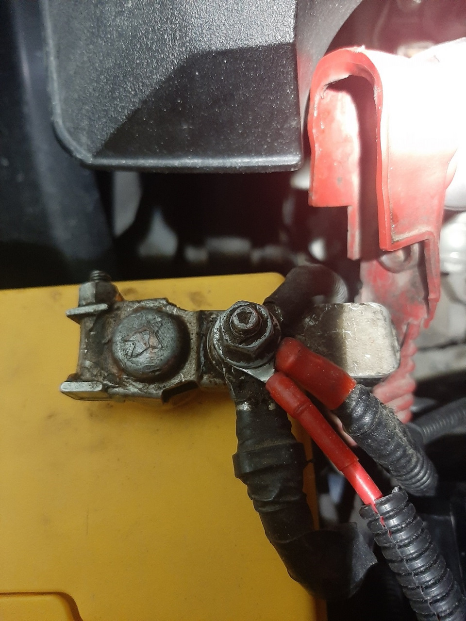 Замена клемм АКБ. — Toyota FJ Cruiser, 4 л, 2015 года | тюнинг | DRIVE2