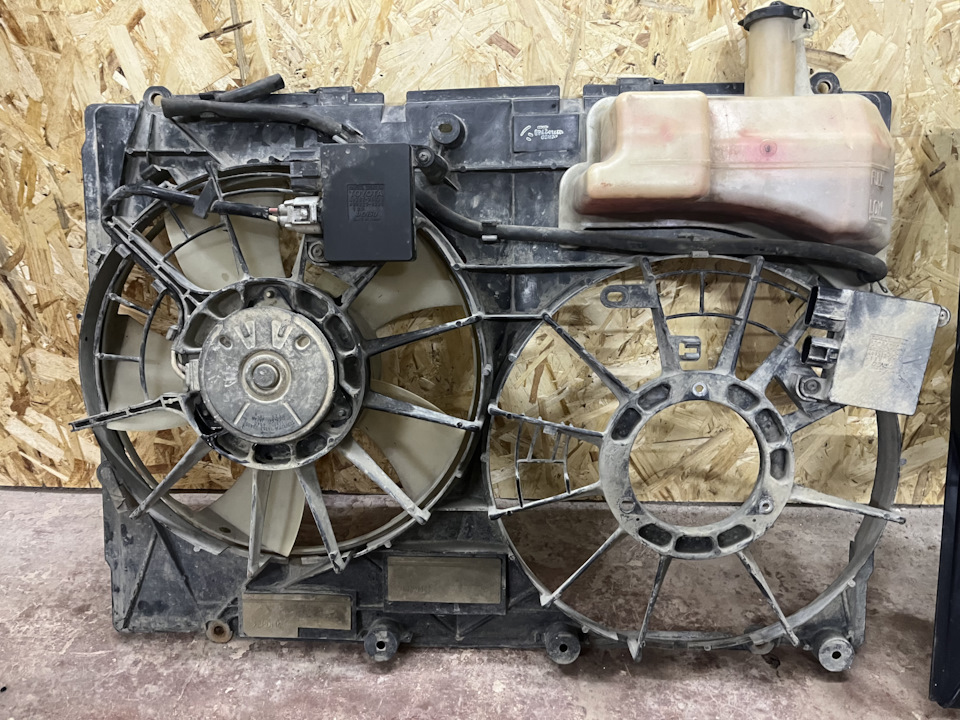 Ремонт вентиляторов охлаждения — Lexus RX 400h (2G), 3,3 л, 2008 года ...