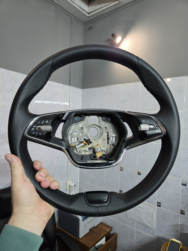 Руль о моей машины на Skoda Rapid (2G). Б/у | 10 000 ₽ в городе ...