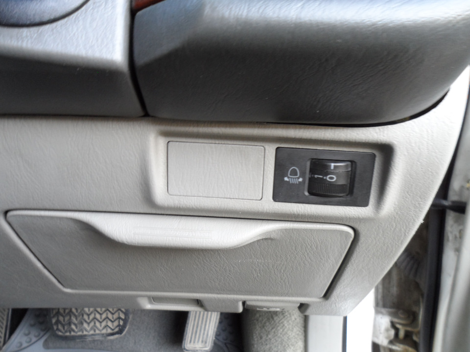 Подключение корректора фар Марк 2 100 — Toyota Mark II (100), 2 л, 2000 ...