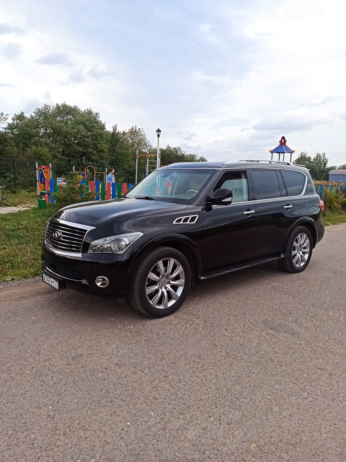 инфинити бегемот