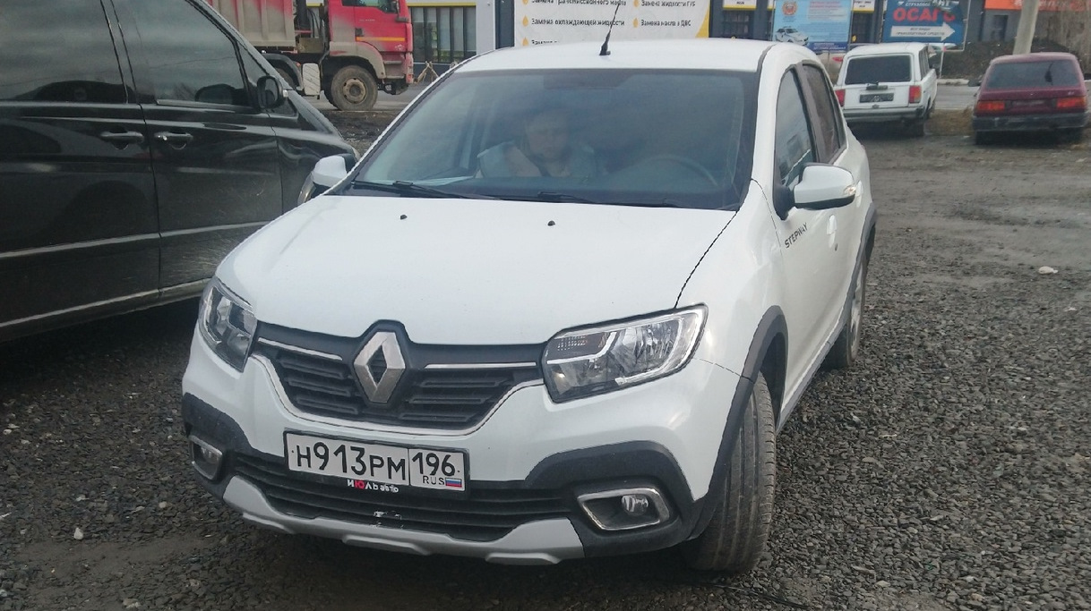 Renault Logan Stepway 1.6 бензиновый 2021 | Степан Логанов на DRIVE2