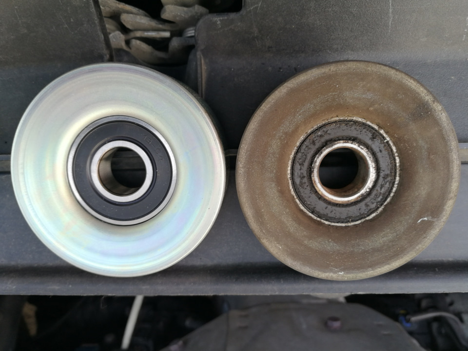 Прижимной ролик помпы — Citroen C4 (2G), 1,6 л, 2011 года | своими ...