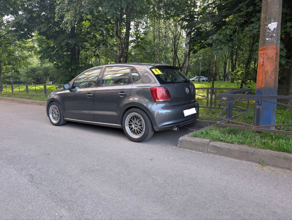 Photo from the logbook Volkswagen Polo Hatchback Mk5