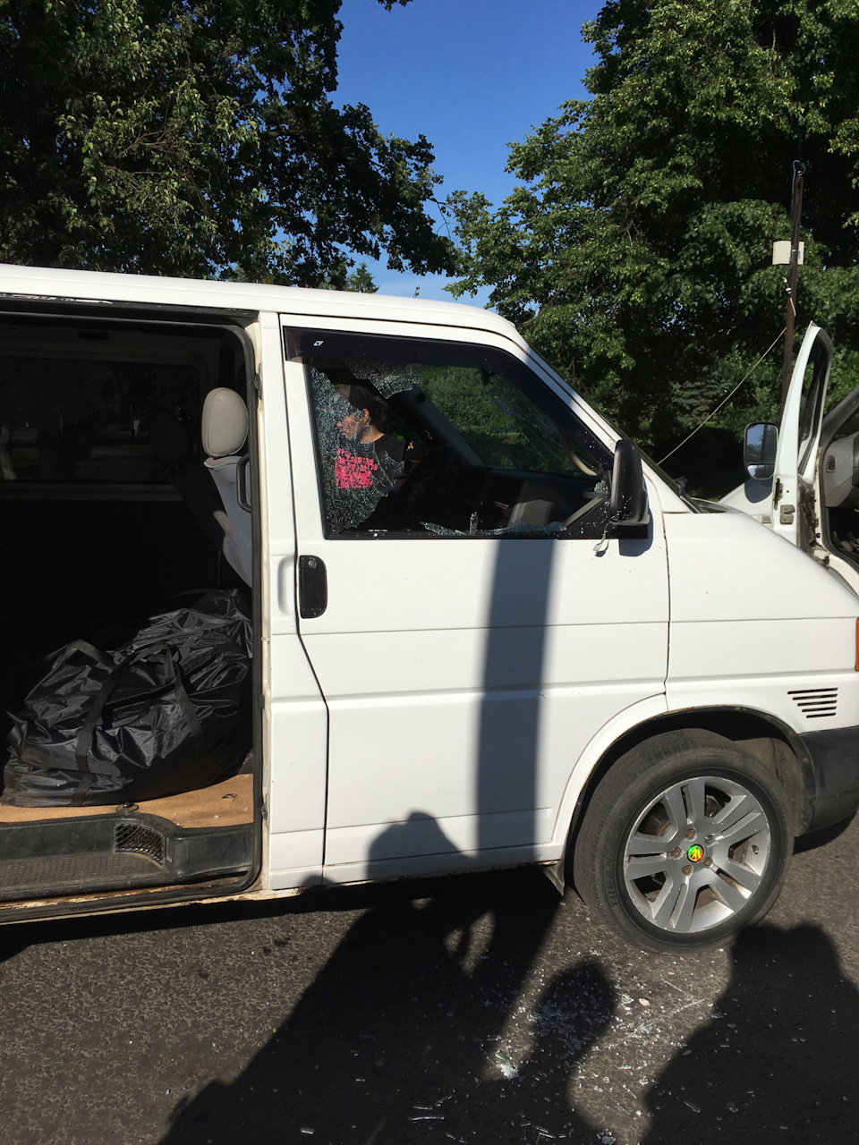 Подключение видеорегистратора к плафону освещения салона. — Volkswagen ...