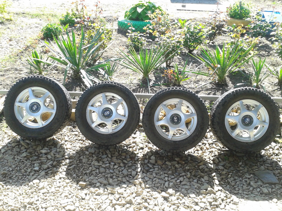 Гайки. — Hyundai Accent (2G), 1,5 л, 2008 года | колёсные диски | DRIVE2