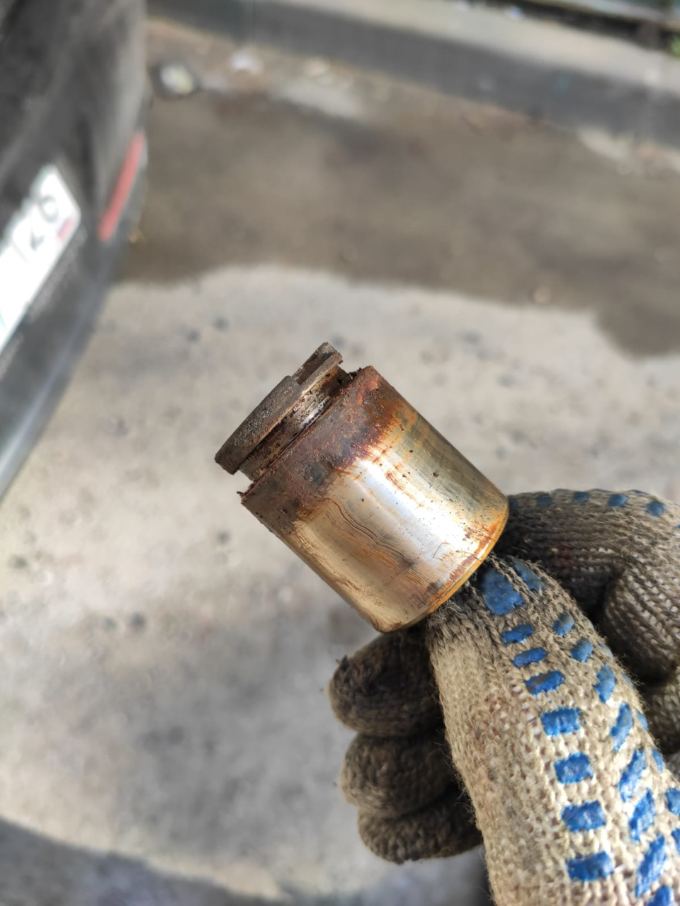 Клинит задний суппорт — Mazda 6 (2G) GH, 1,8 л, 2011 года | своими ...