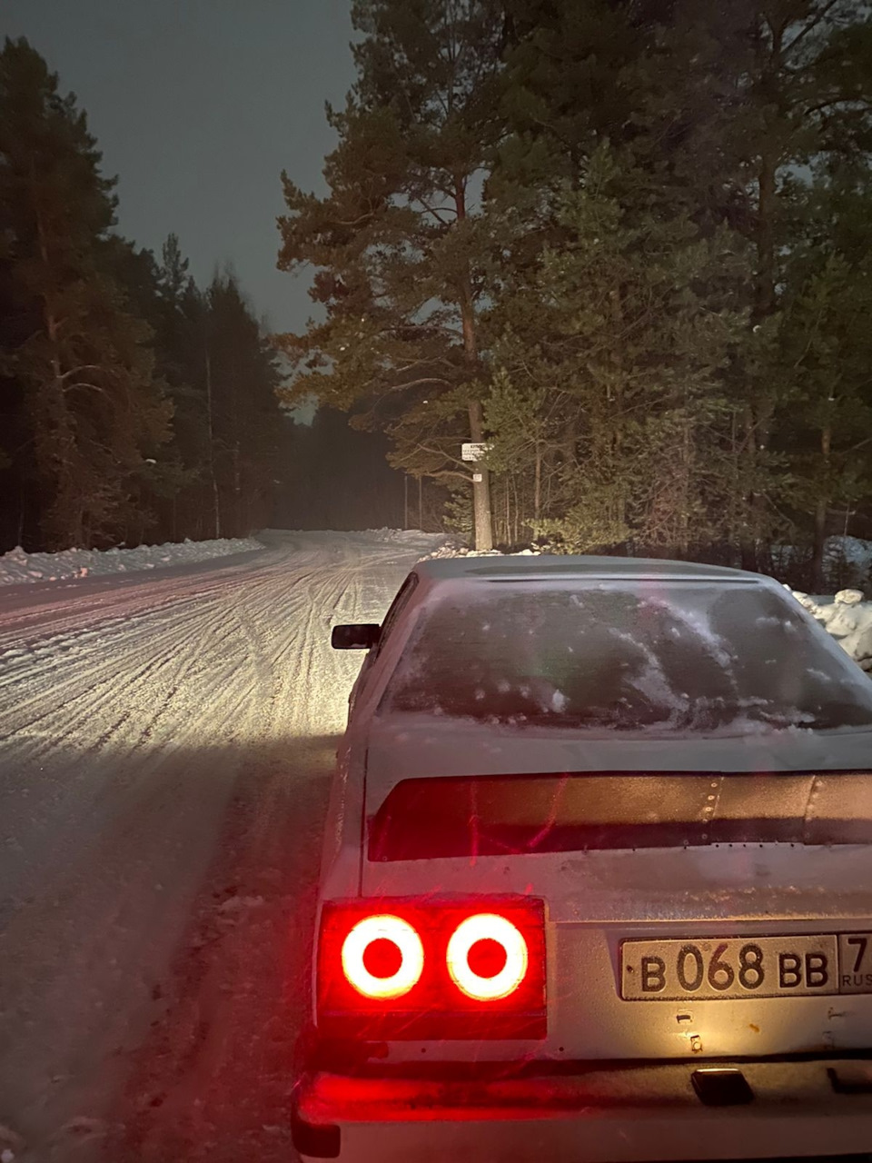 nissan-skyline-r30-2-1985