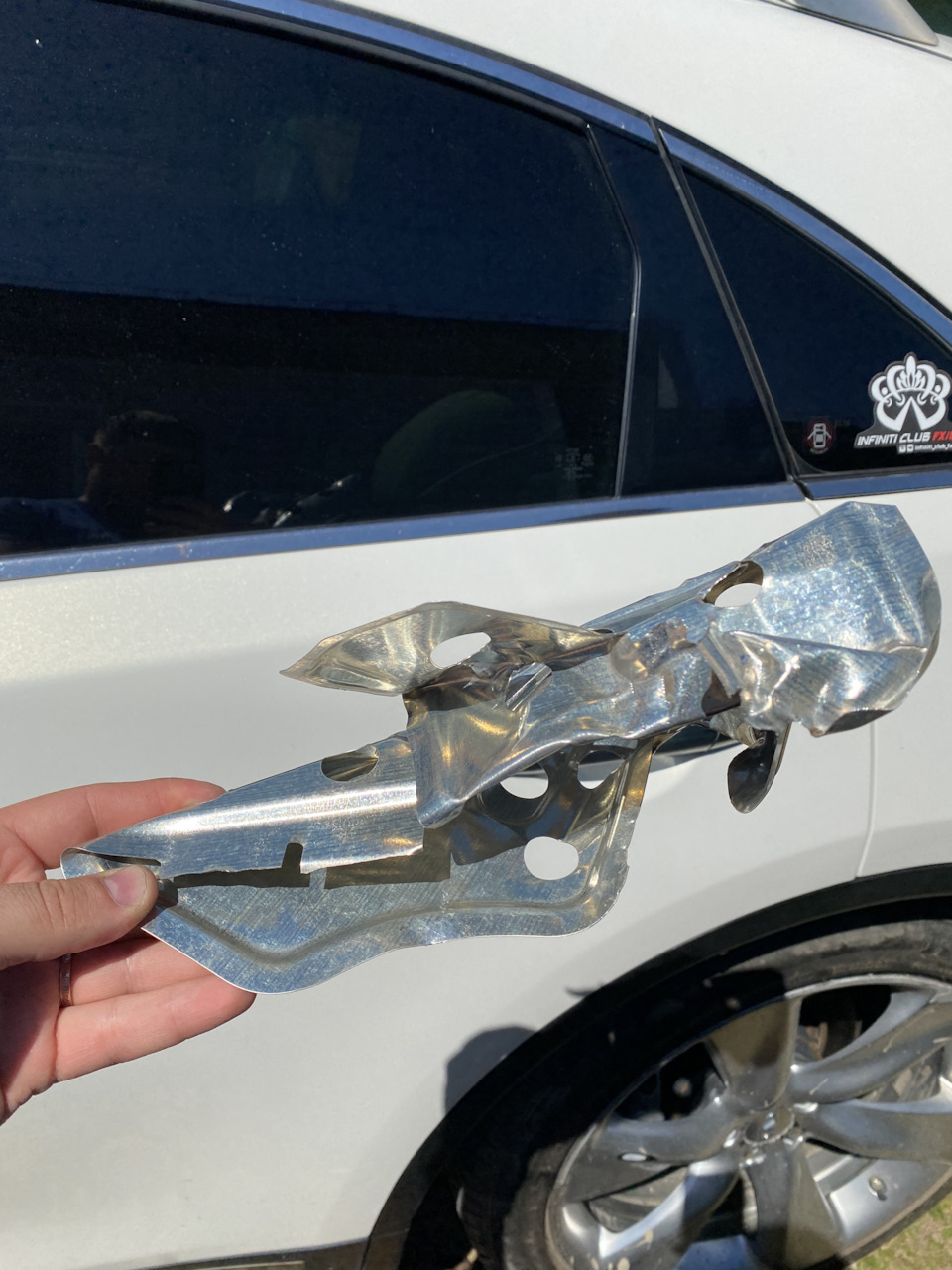 Перегородка в бензобаке, как на карете ) — Infiniti FX (2G), 3,7 л ...