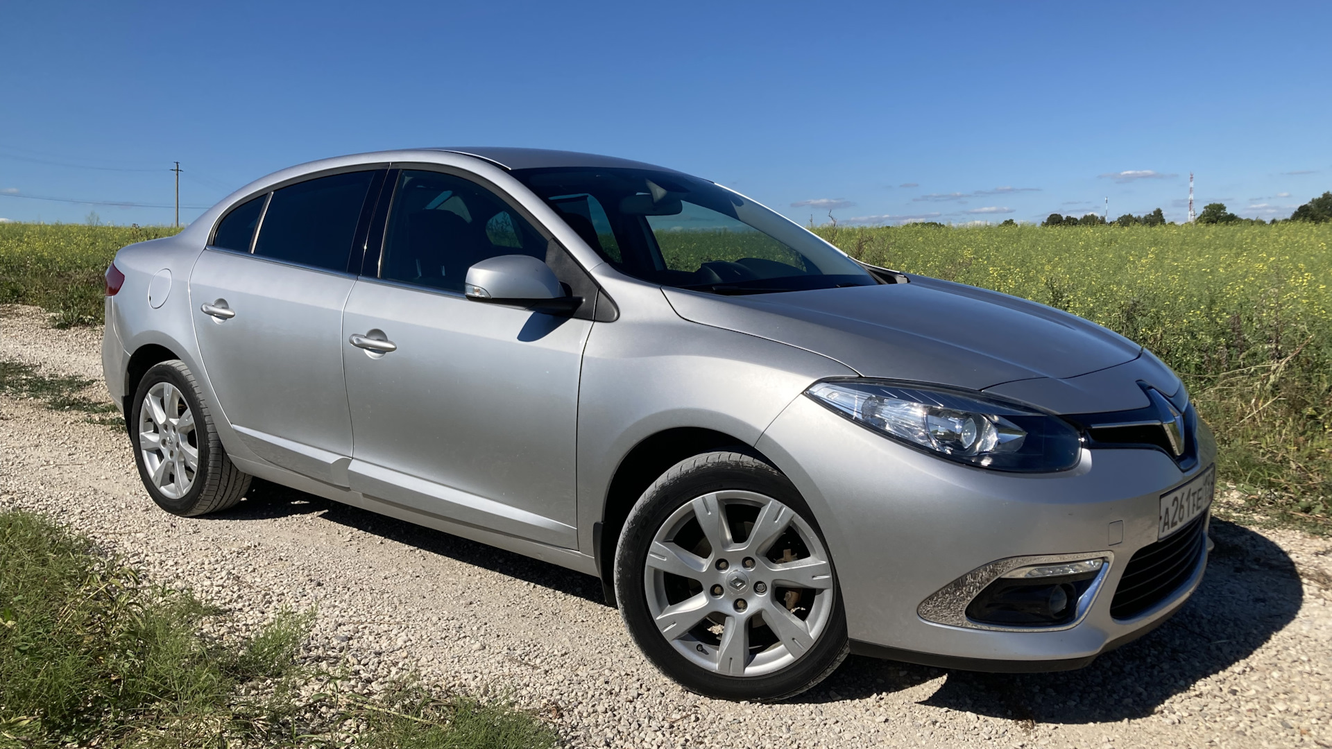 Renault Fluence 1.6 бензиновый 2011 | 1.6 AT Chip на DRIVE2