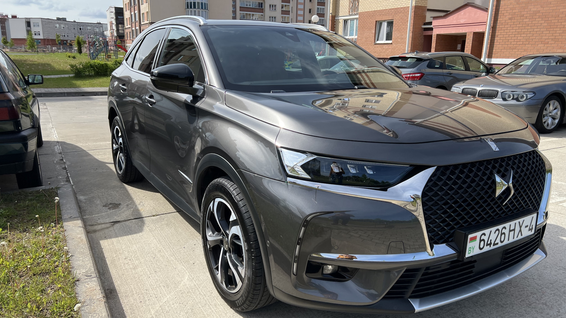 DS7 Crossback: Французская роскошь и инновации в тест-драйве