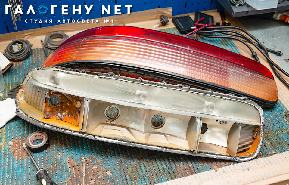 Toyota Soarer — установка новых светодиодных линз GNX Professional ...