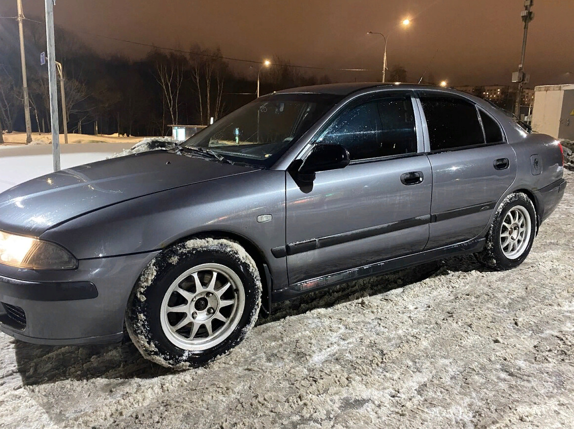 Купить Митсубиси Каризма Б У