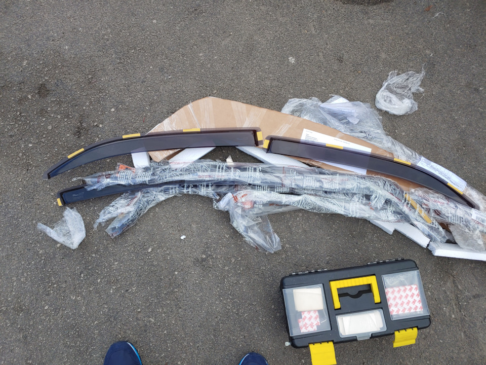 Установка ветровиков на стекла — Honda Civic Hatchback (9G), 1,8 л ...