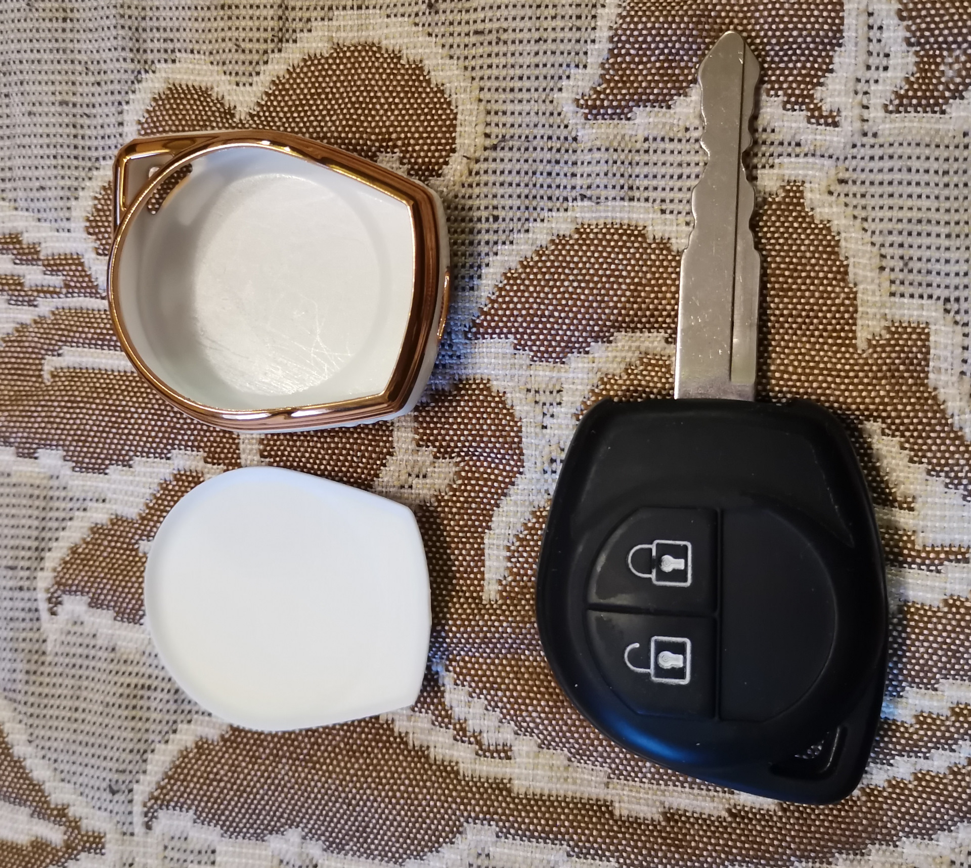 Чехол для ключа Suzuki Vitara Белая Жемчужинка — Suzuki Vitara (4G), 1 ...
