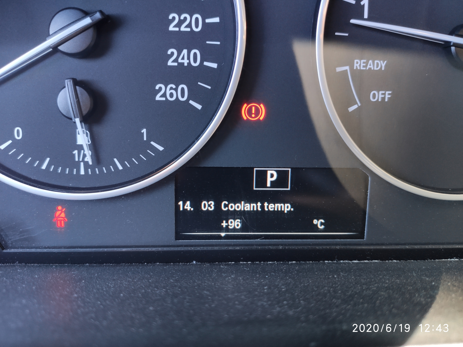 Температура масла bmw. BMW f20 температура масла. Перегрев двигателя. Температура ож температура масла. Температура масла или охлаждающей жидкости.
