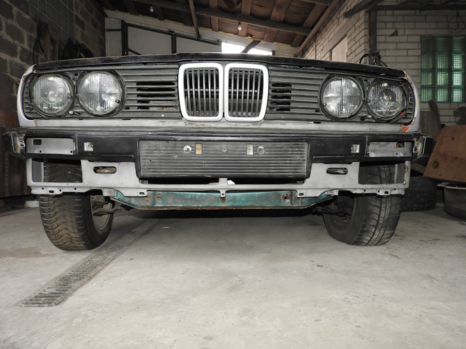 Фото в бортжурнале BMW 3 series (E30)