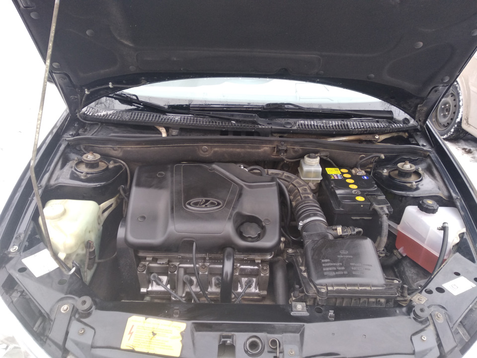 Расширительный бачок — Lada Калина седан, 1,6 л, 2010 года | своими ...