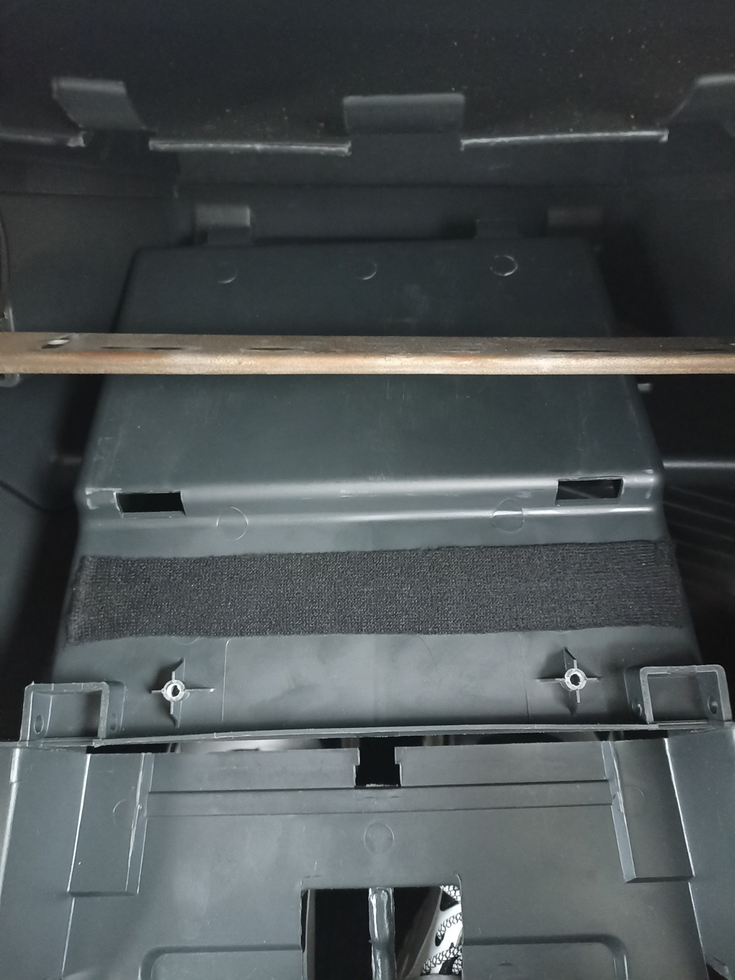 Кнопки бардачка европанель Ваз 2114 — Lada 21093i, 1,6 л, 2007 года ...