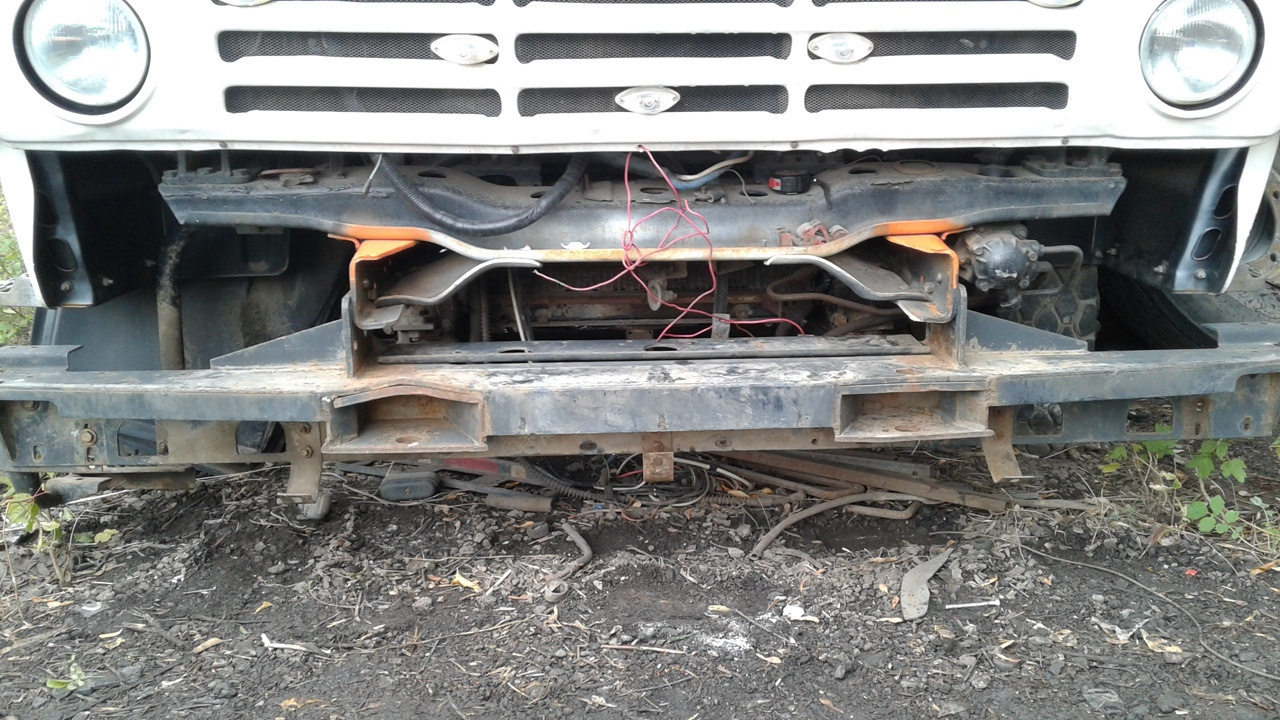 бампер камаз 5320. бампер камаз 5320. бампер передний камаз 5320. бампер камаз 5320. камаз 55102 с евро бампером.