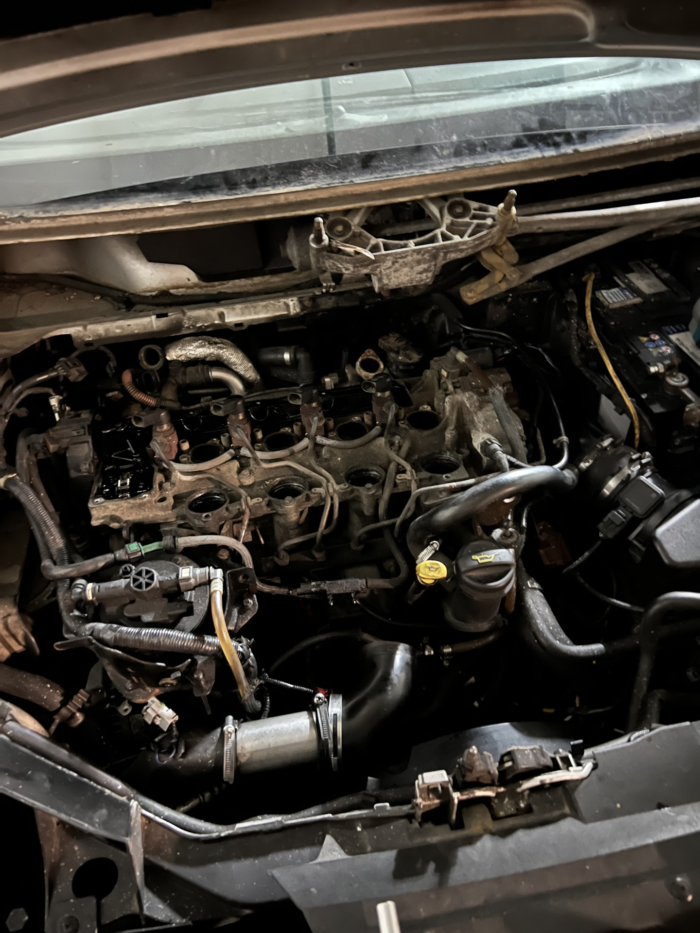 Замена впускного коллектора Форд с мах — Ford C-Max I, 2 л, 2004 года ...