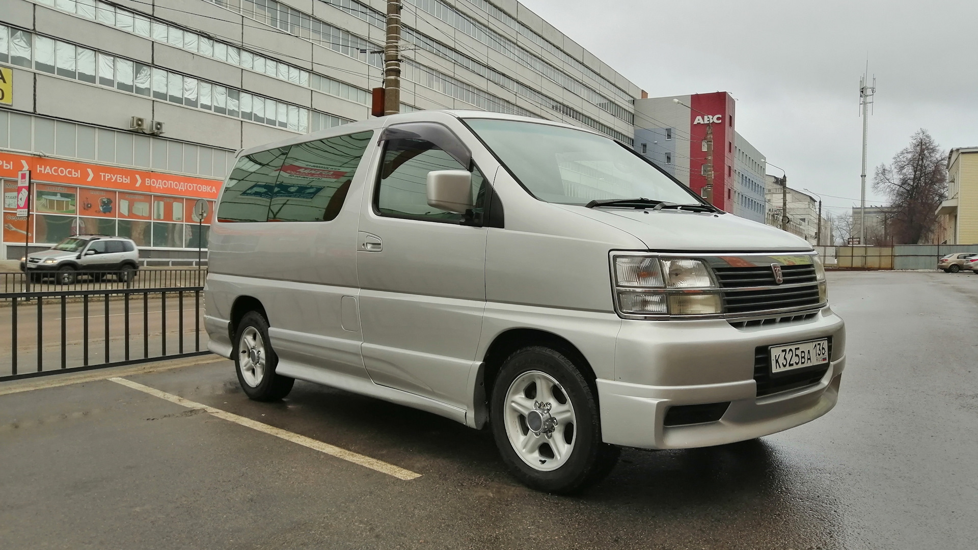 Nissan Elgrand (E50) 3.3 бензиновый 1999 | Из Ведра в Короля Дорог на DRIVE2